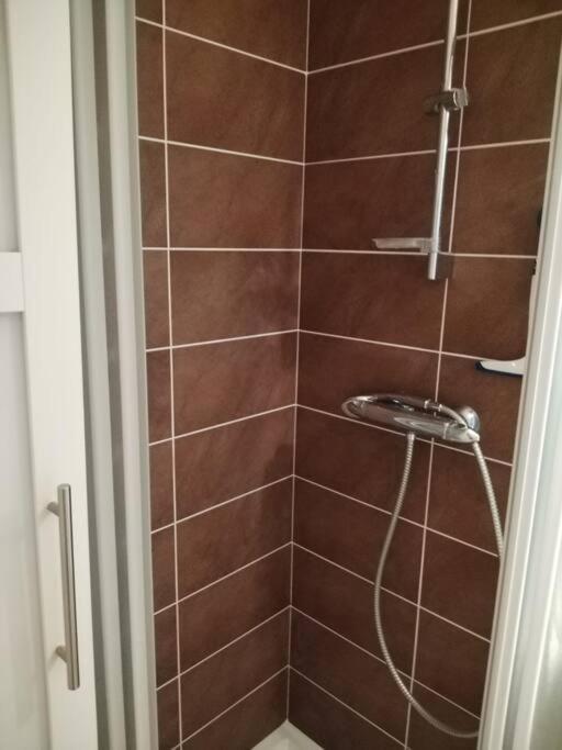 Appartement Vue Mer 4 Personnes Les Bains Exterior foto